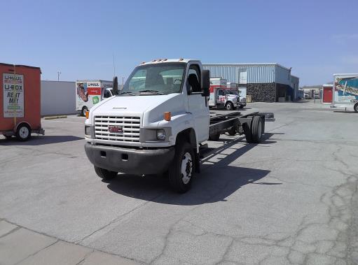 Used 2005 26 ' Cab and Chassis for sale