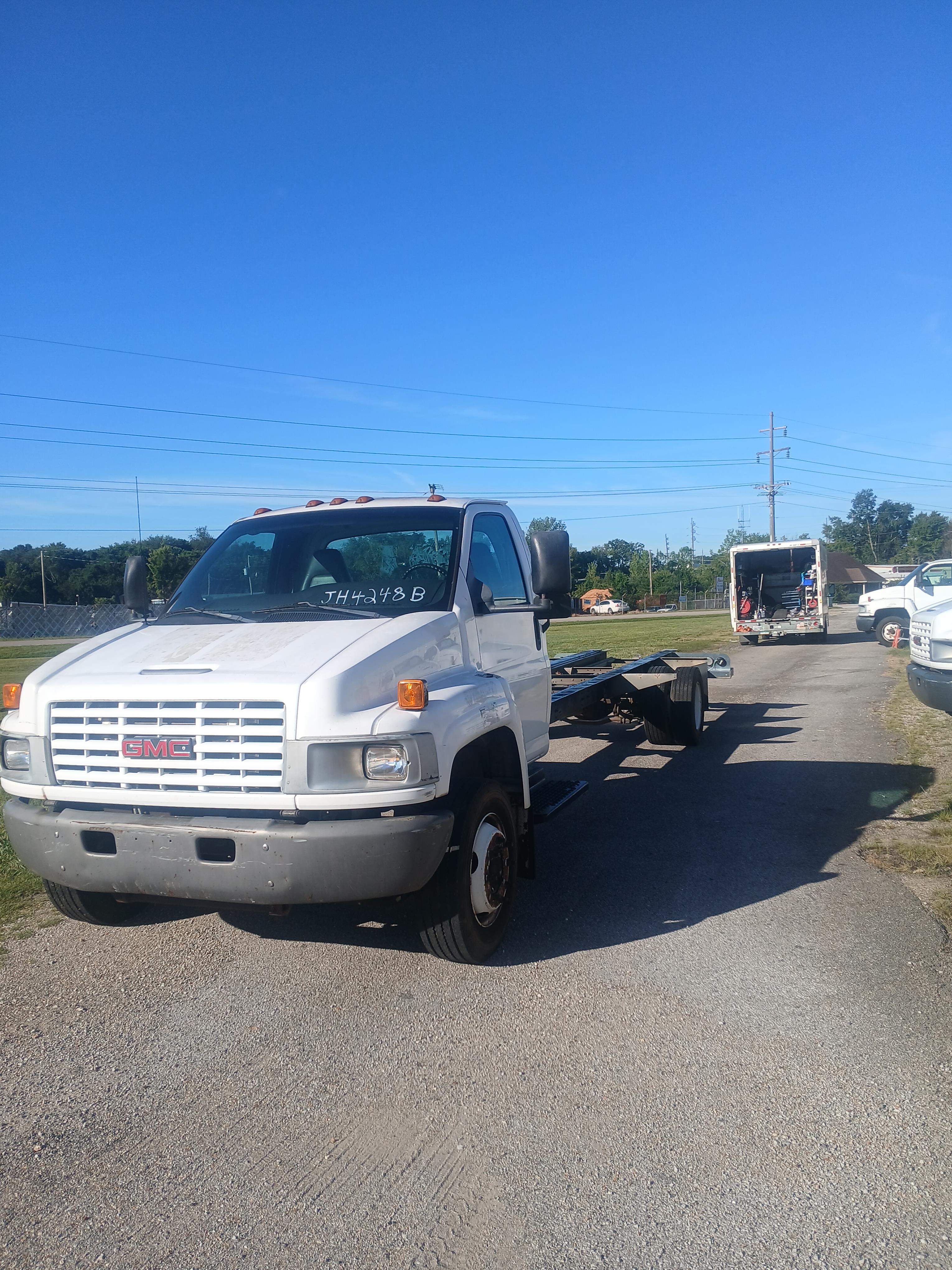 Used 2008 26 ' Cab and Chassis for sale