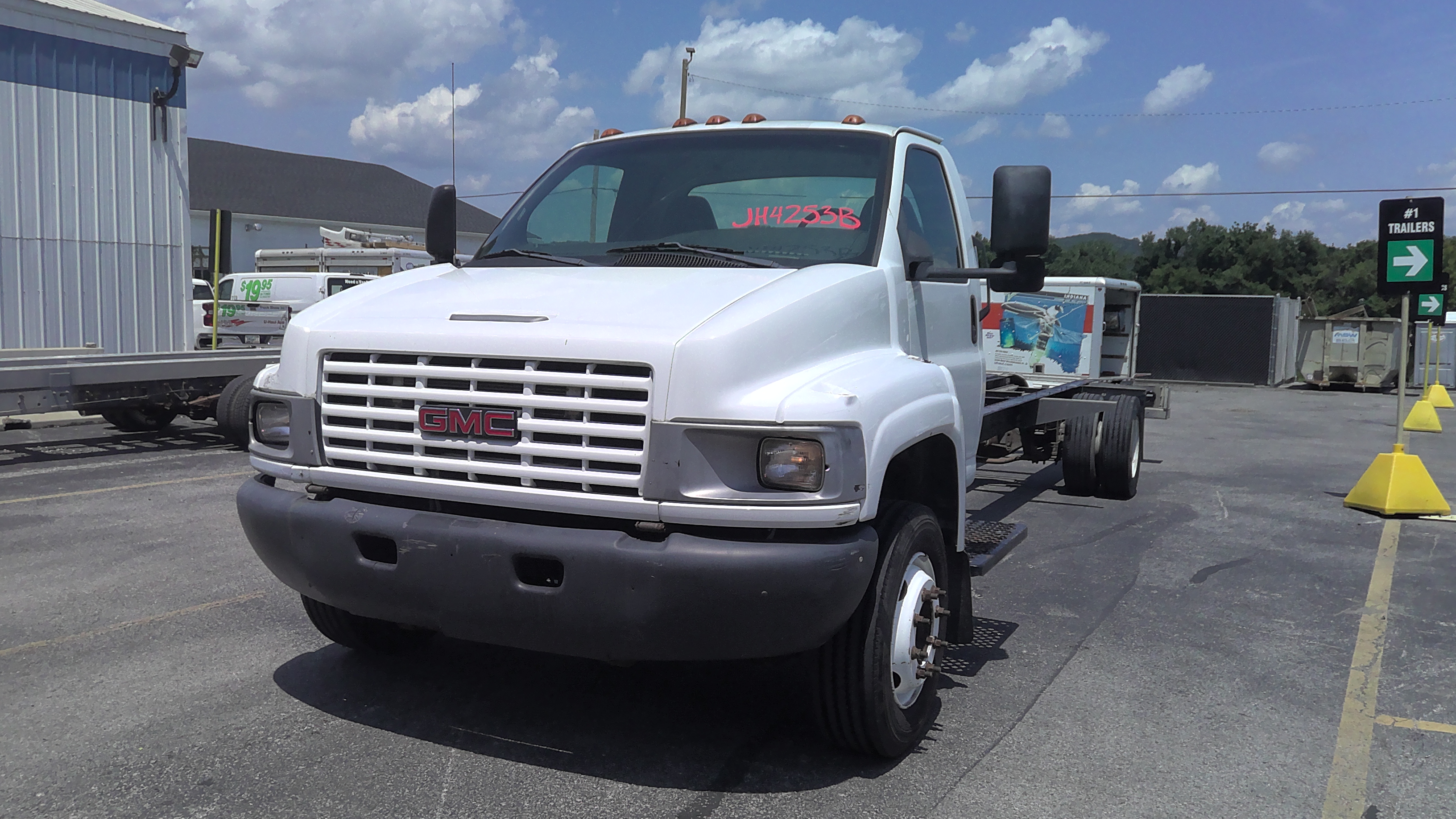 Used 2008 26 ' Cab and Chassis for sale