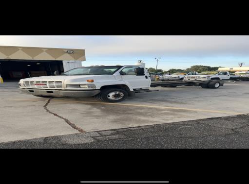 Used 2008 26 ' Cab and Chassis for sale