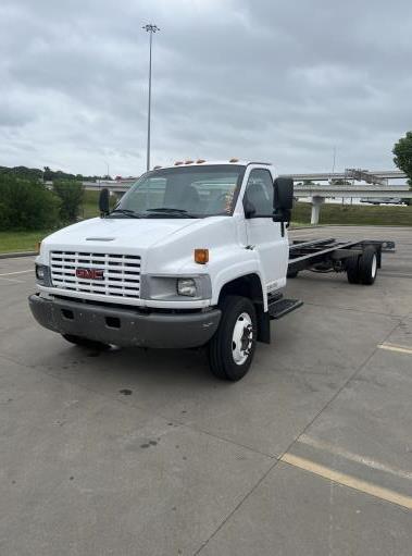 Used 2008 26 ' Cab and Chassis for sale