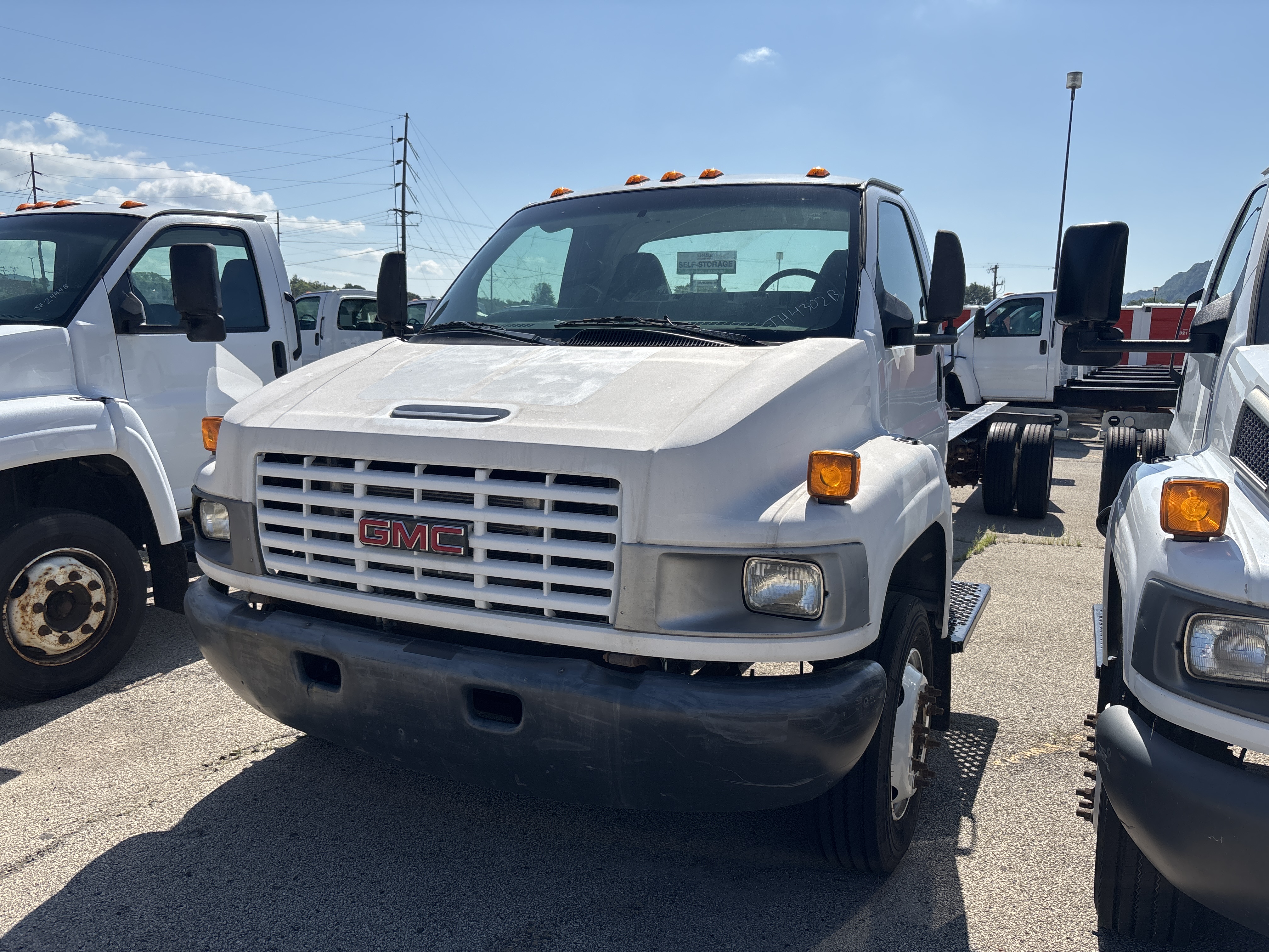 Used 2008 26 ' Cab and Chassis for sale