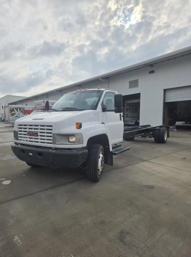 Used 2008 26 ' Cab and Chassis for sale