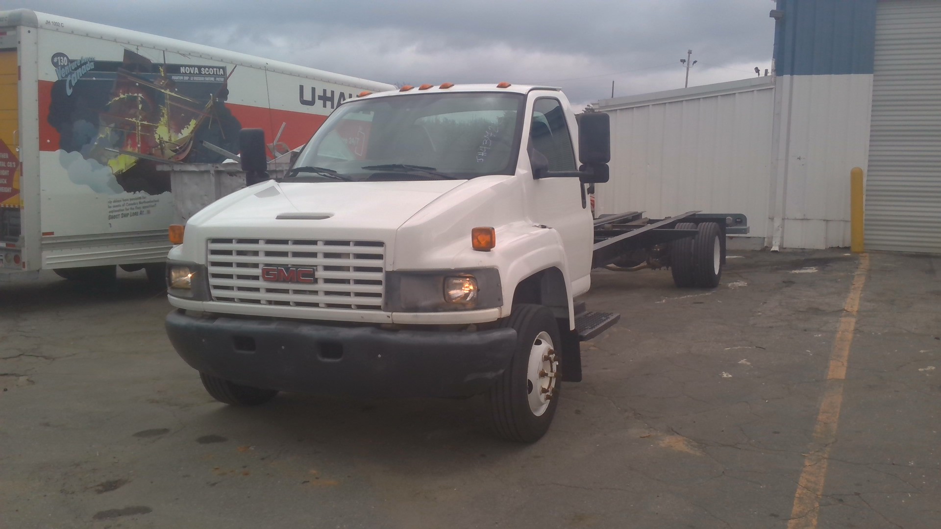 Used 2008 26 ' Cab and Chassis for sale