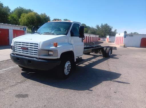 Used 2008 26 ' Cab and Chassis for sale