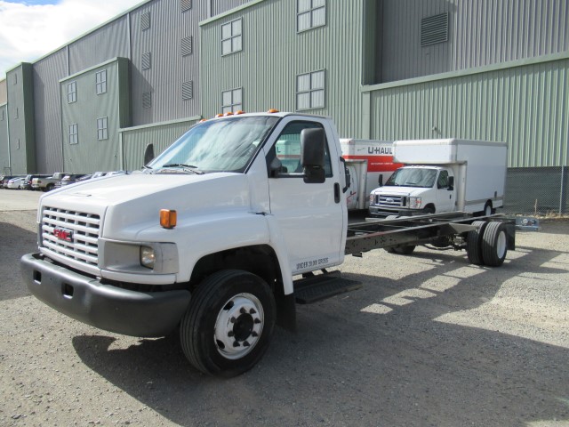 Used 2008 26 ' Cab and Chassis for sale