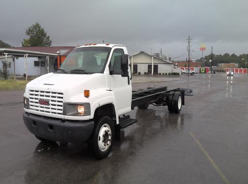 Used 2008 26 ' Cab and Chassis for sale