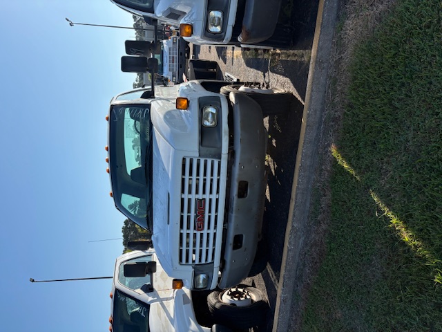 Used 2008 26 ' Cab and Chassis for sale