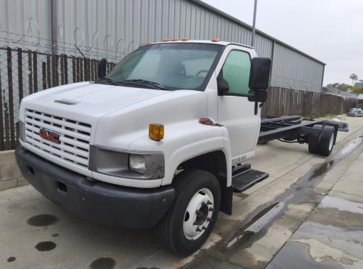 Used 2008 26 ' Cab and Chassis for sale