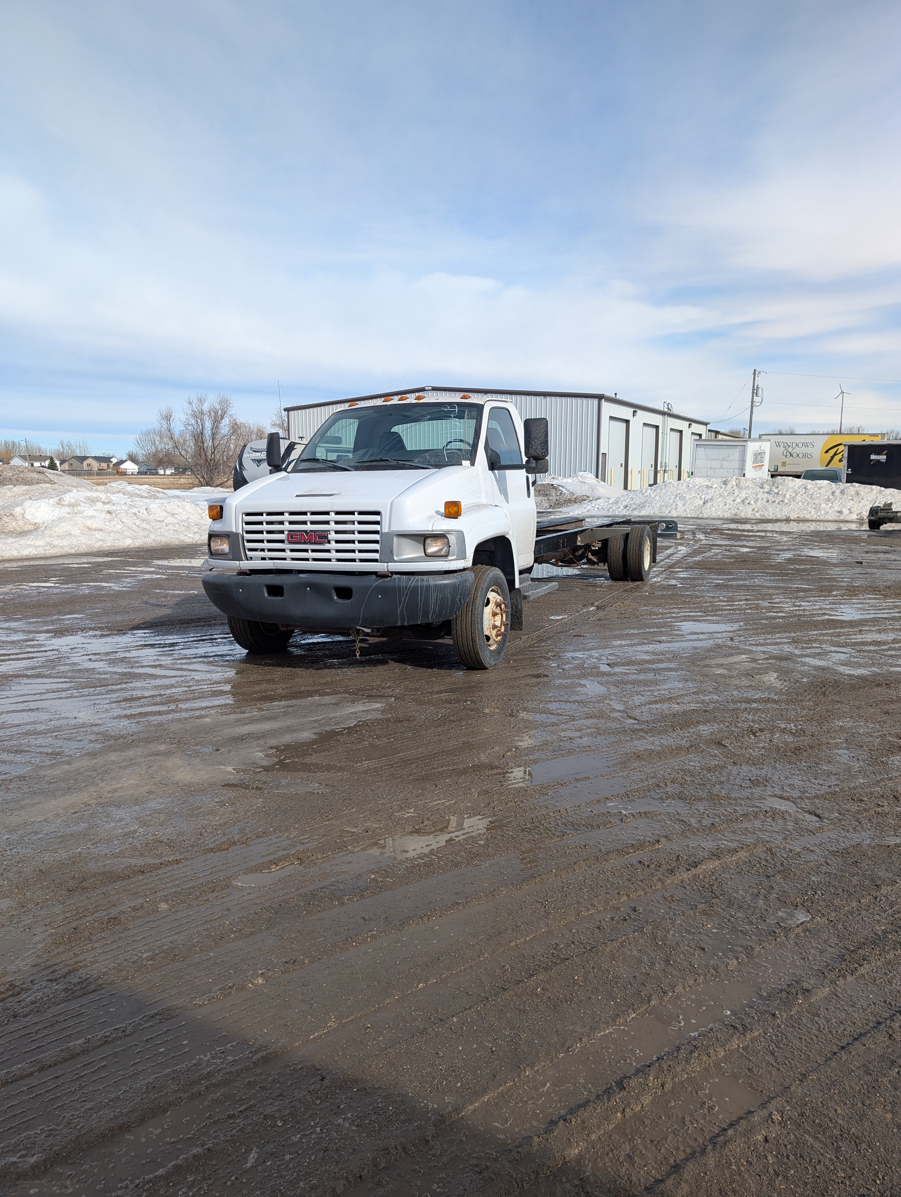 Used 2008 26 ' Cab and Chassis for sale