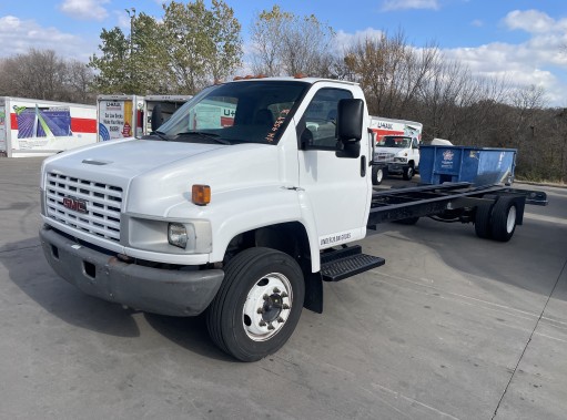 Used 2008 26 ' Cab and Chassis for sale