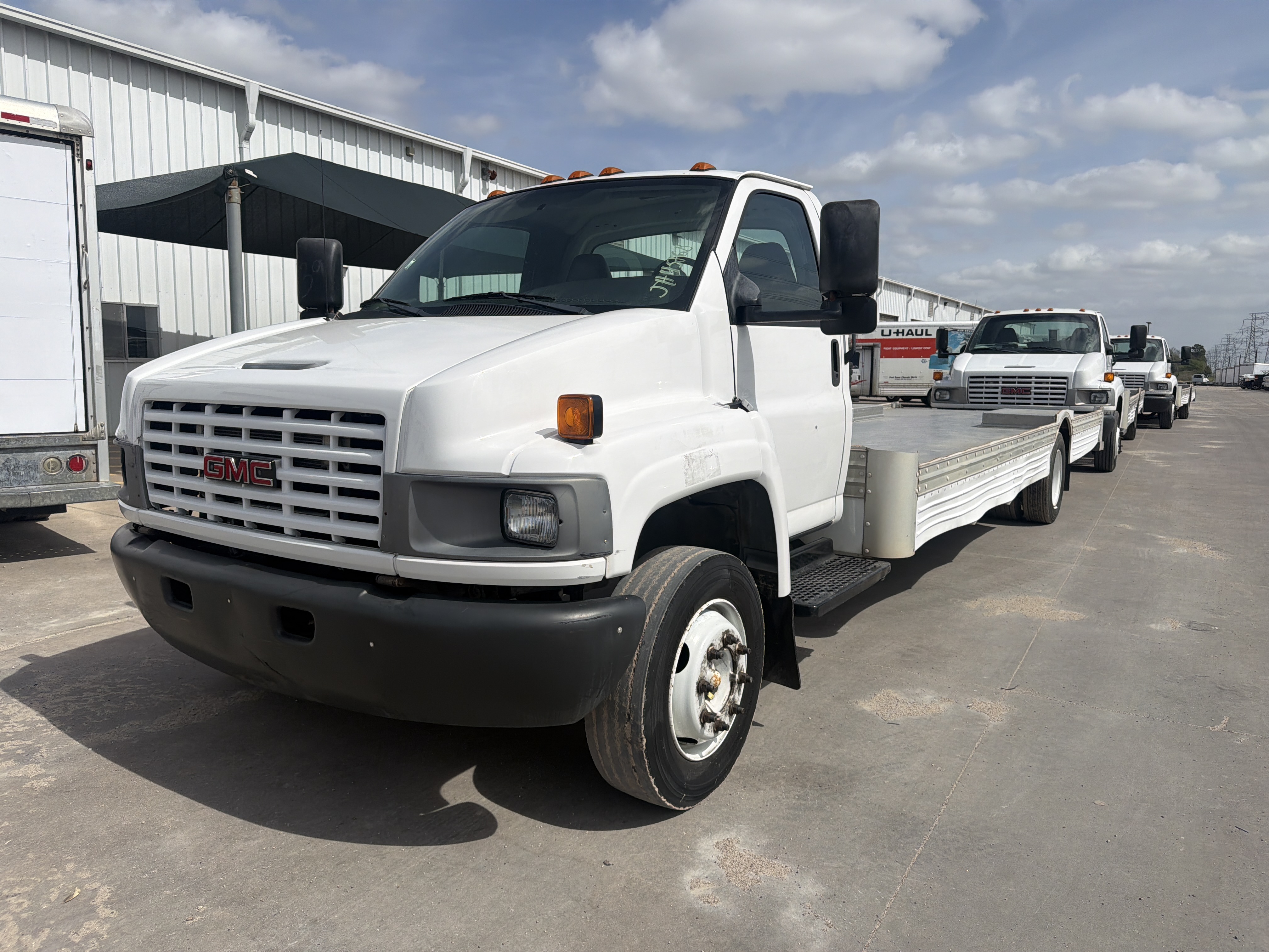 Used 2008 26 ' Cab and Chassis for sale