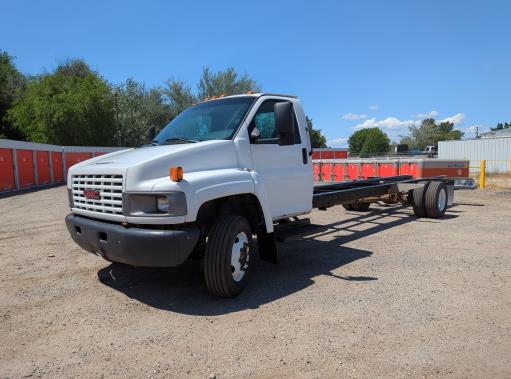 Used 2008 26 ' Cab and Chassis for sale