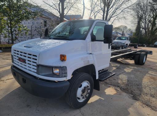 Cabina y chasis 2008 de 26 ft usados para la venta
