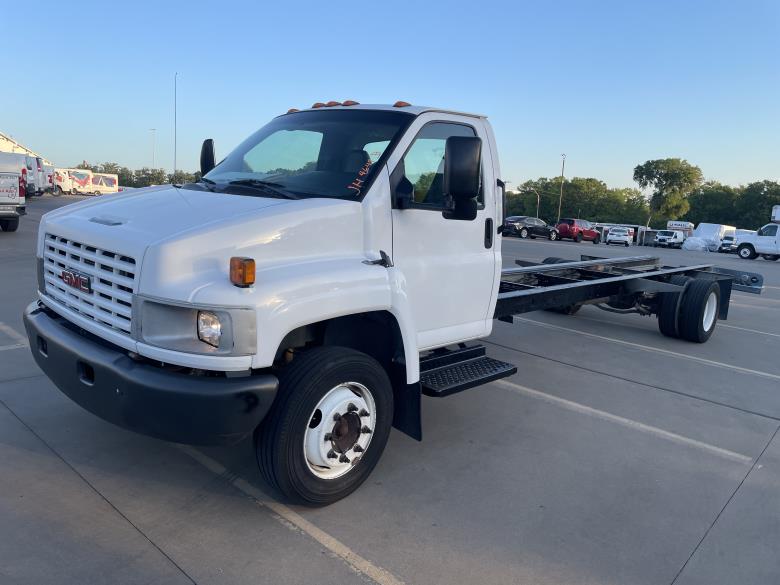 Used 2008 26 ' Cab and Chassis for sale