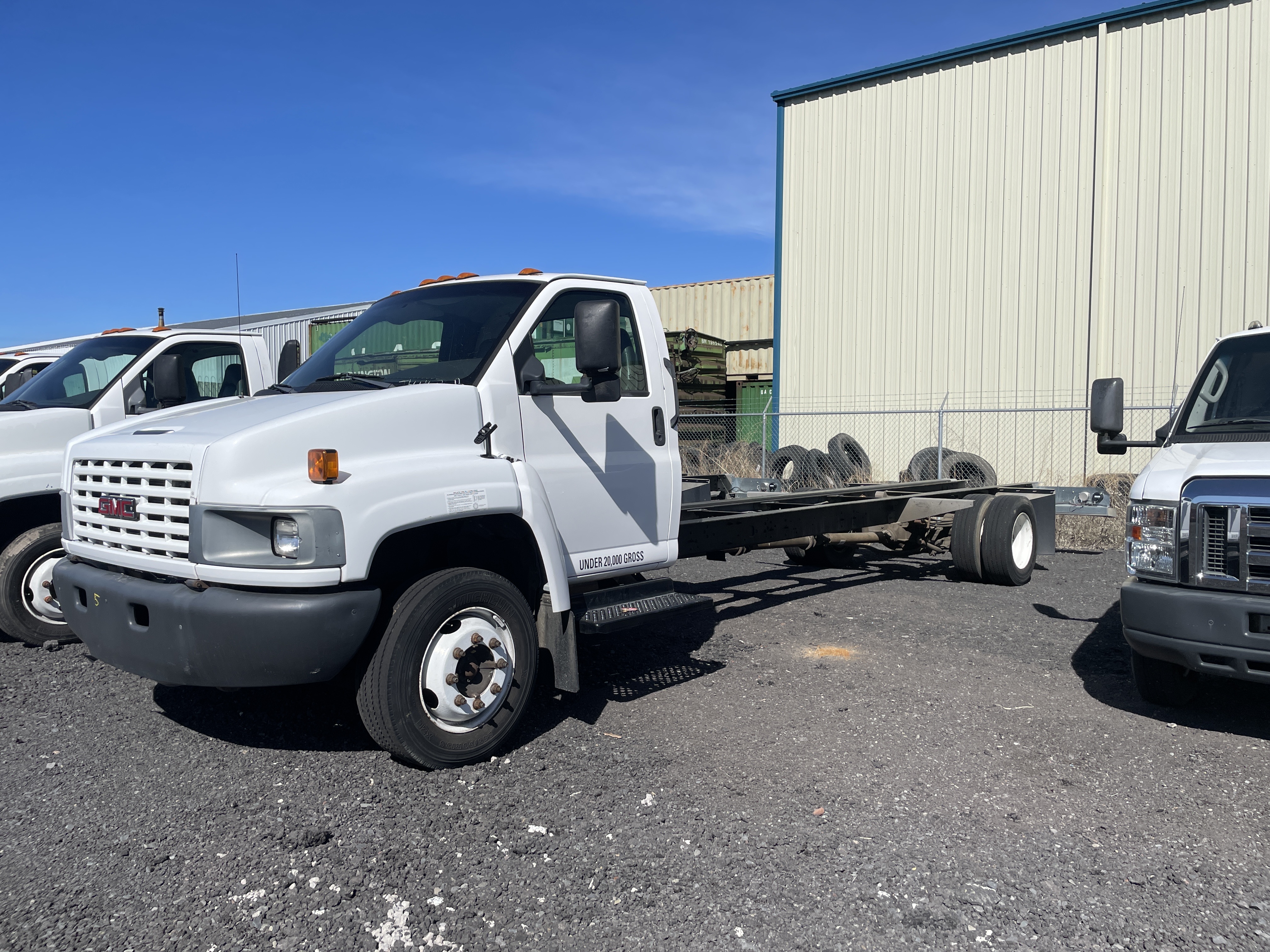 Used 2008 26 ' Cab and Chassis for sale