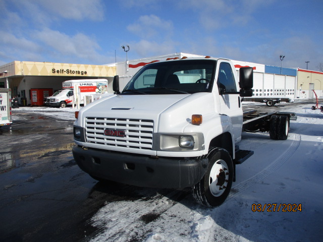 Used 2008 26 ' Cab and Chassis for sale