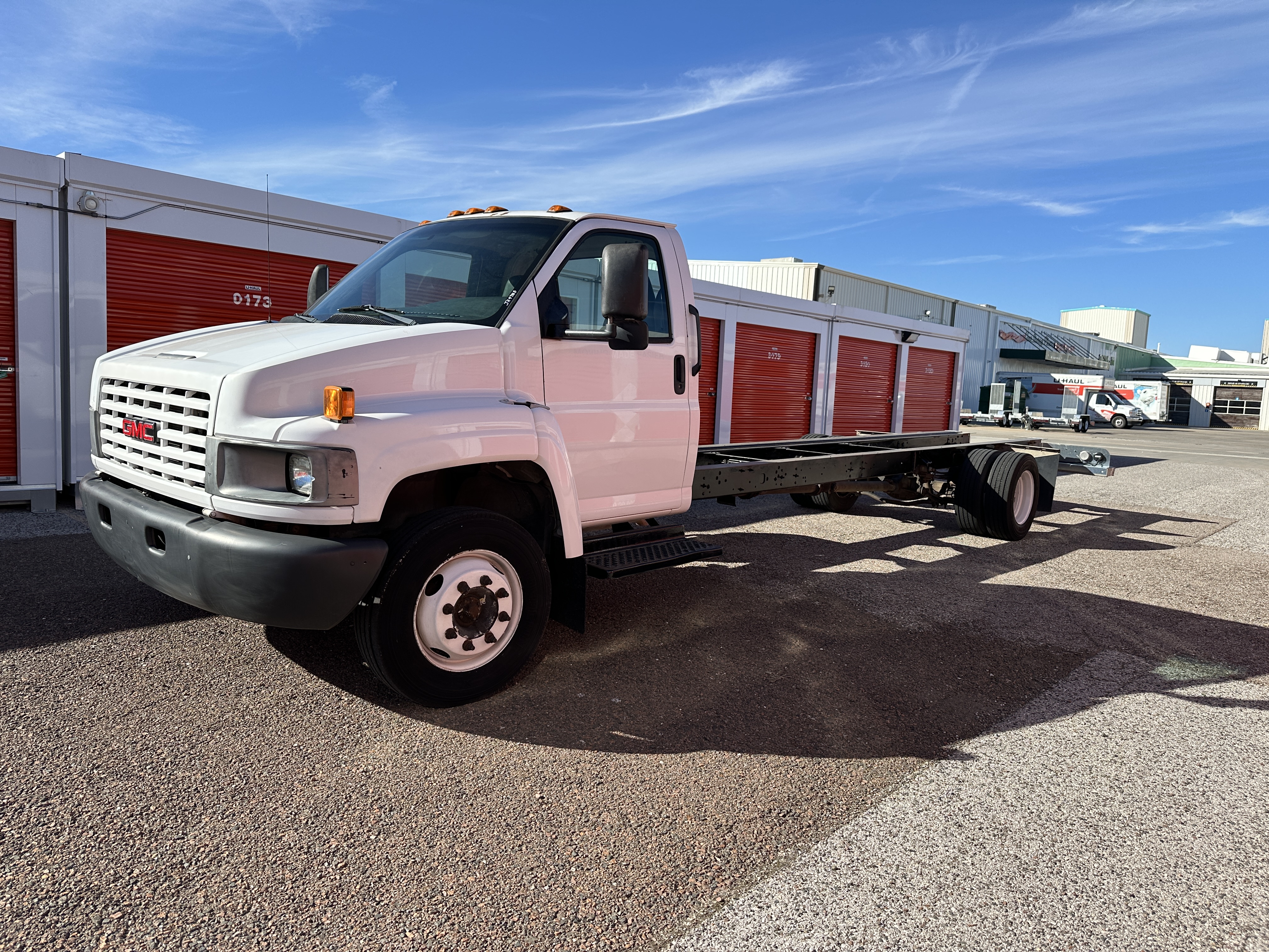 Used 2008 26 ' Cab and Chassis for sale