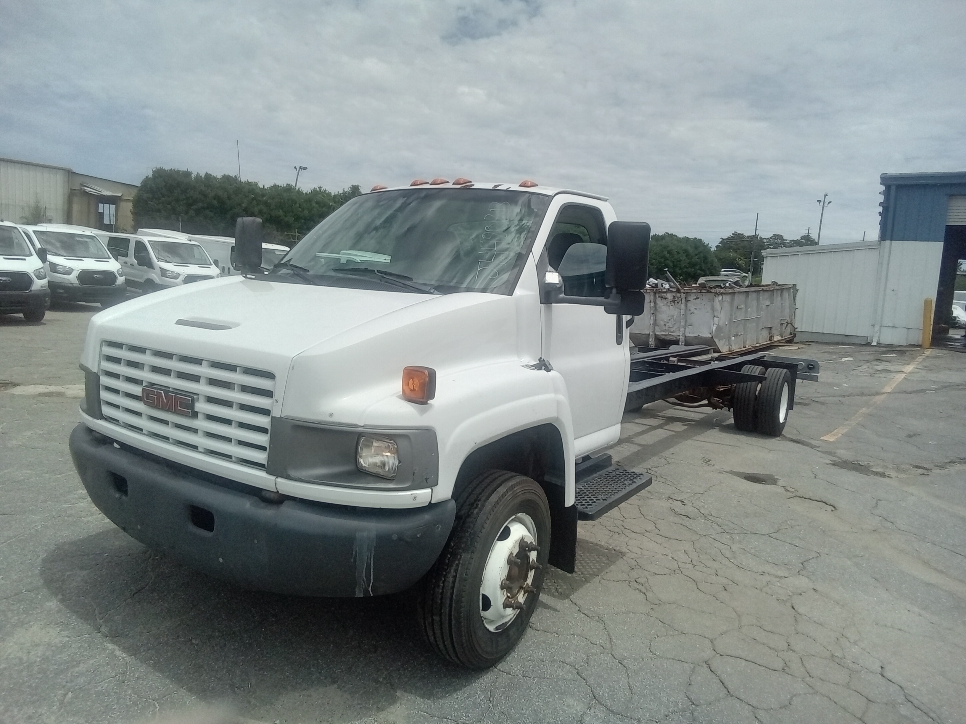 Used 2008 26 ' Cab and Chassis for sale