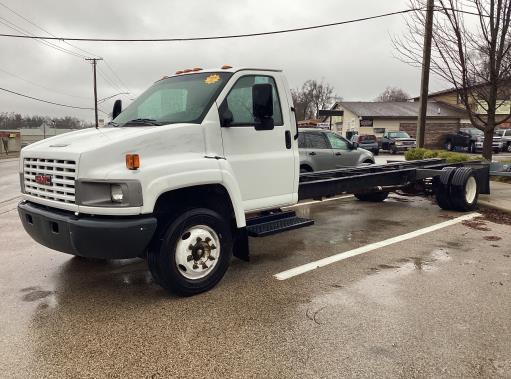 Used 2008 26 ' Cab and Chassis for sale