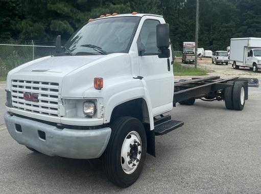 Used 2008 26 ' Cab and Chassis for sale