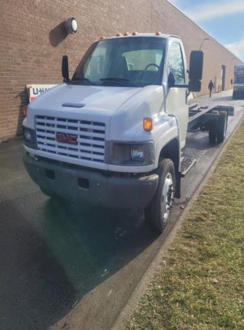 Used 2008 26 ' Cab and Chassis for sale