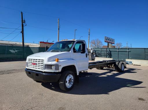Used 2008 26 ' Cab and Chassis for sale