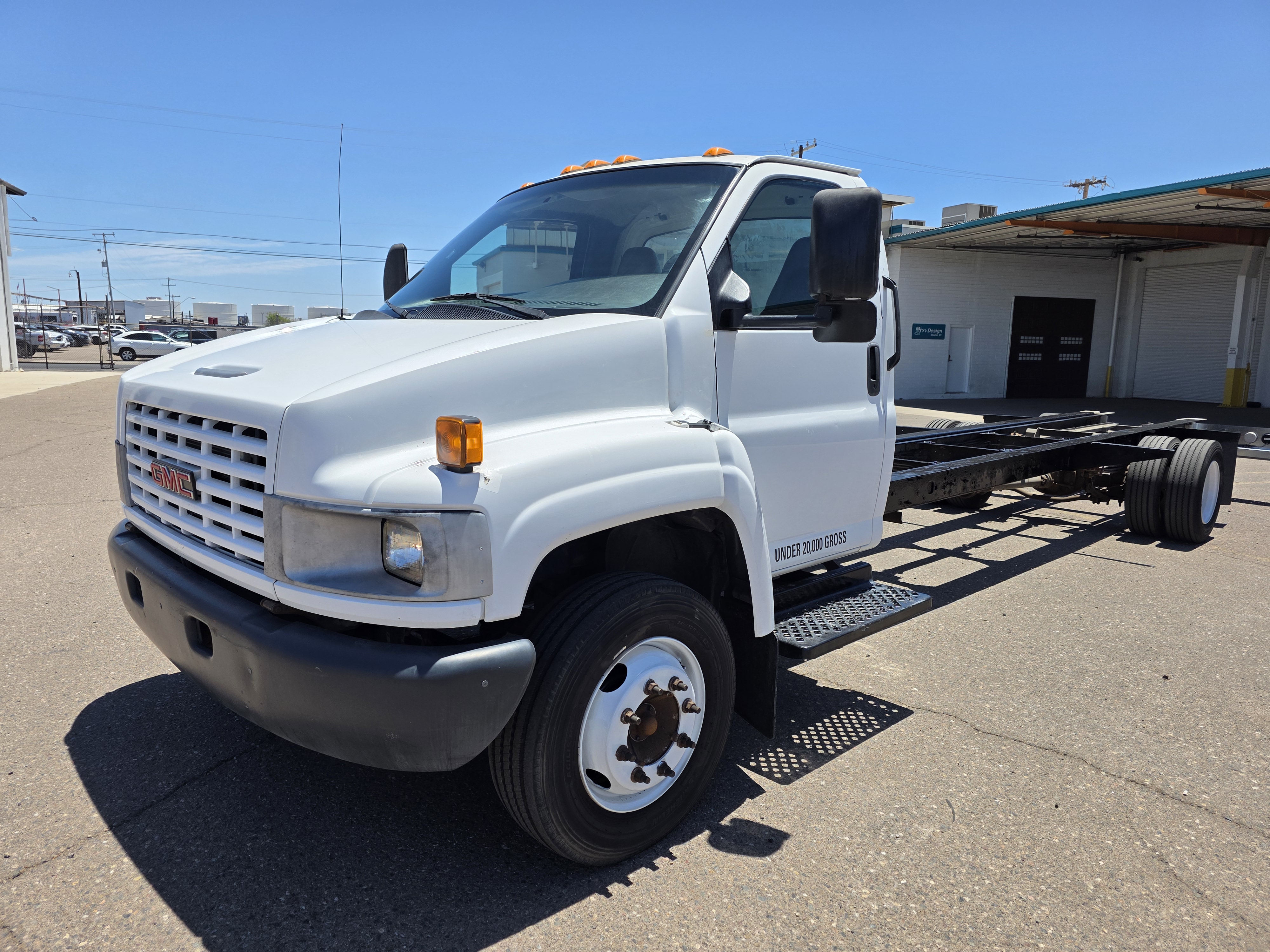 Used 2008 26 ' Cab and Chassis for sale