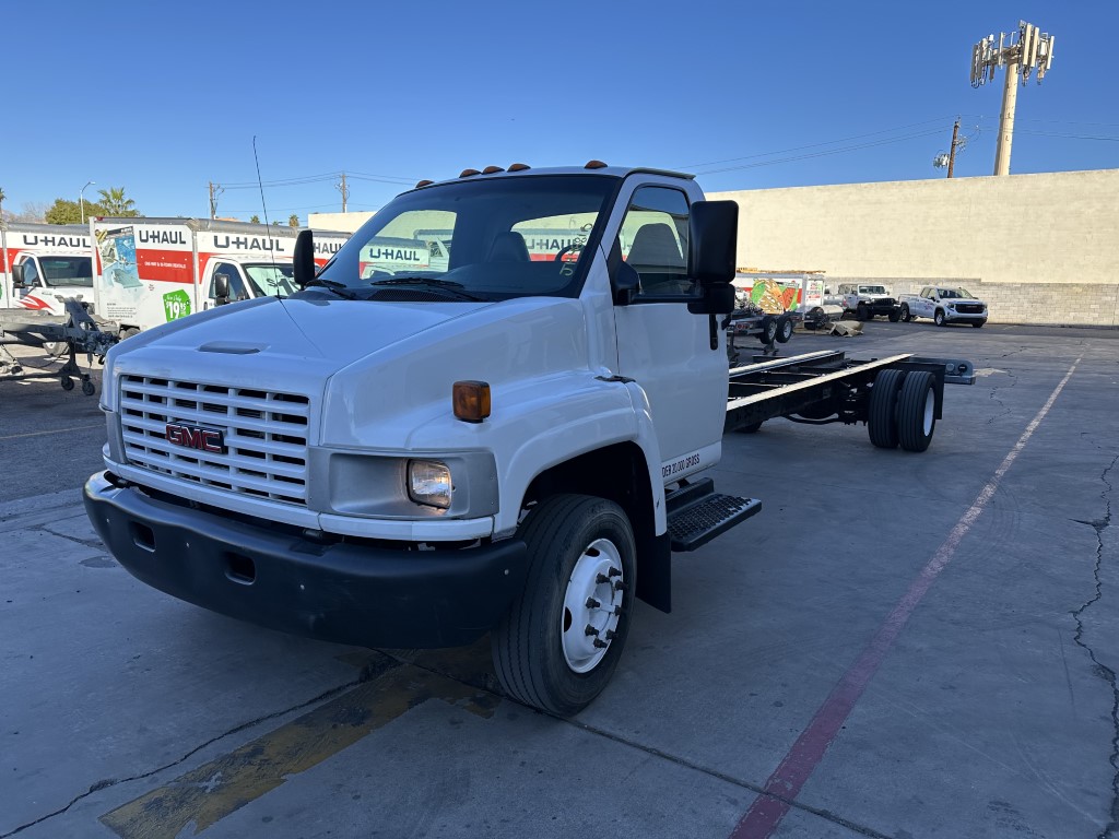 Cabina y chasis 2008 de 26 ft usados para la venta