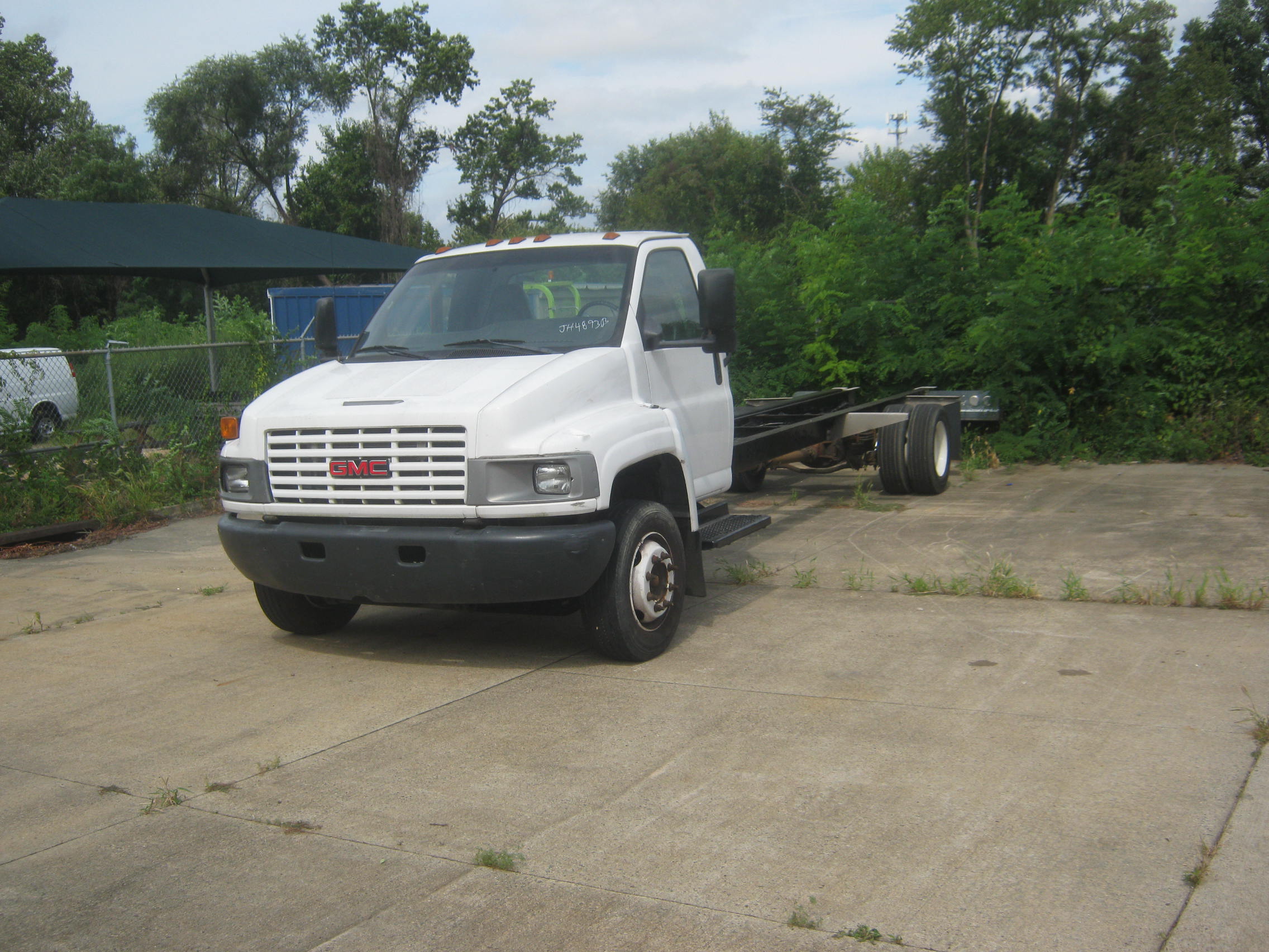 Used 2008 26 ' Cab and Chassis for sale