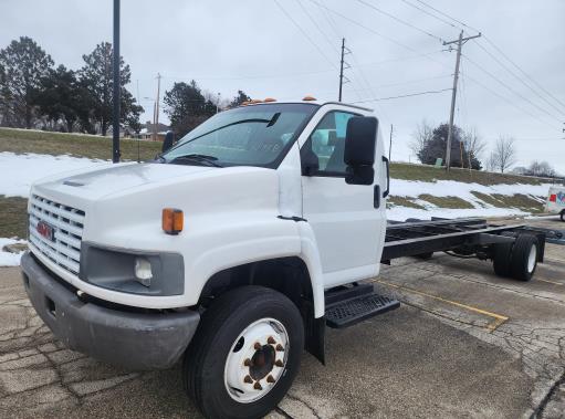 Used 2008 26 ' Cab and Chassis for sale