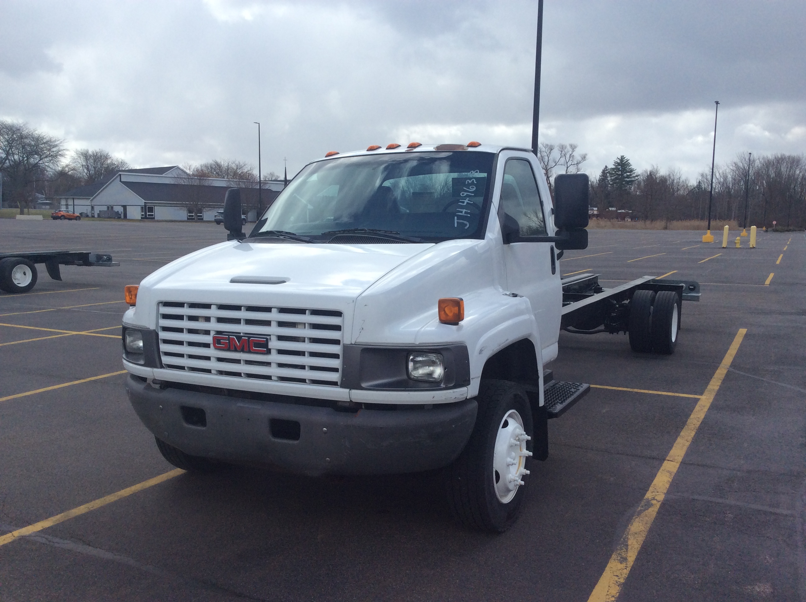 Used 2008 26 ' Cab and Chassis for sale