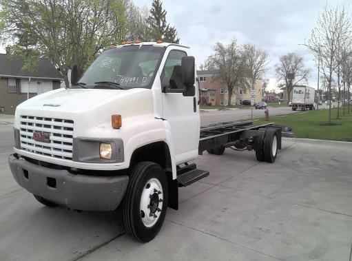 Used 2008 26 ' Cab and Chassis for sale