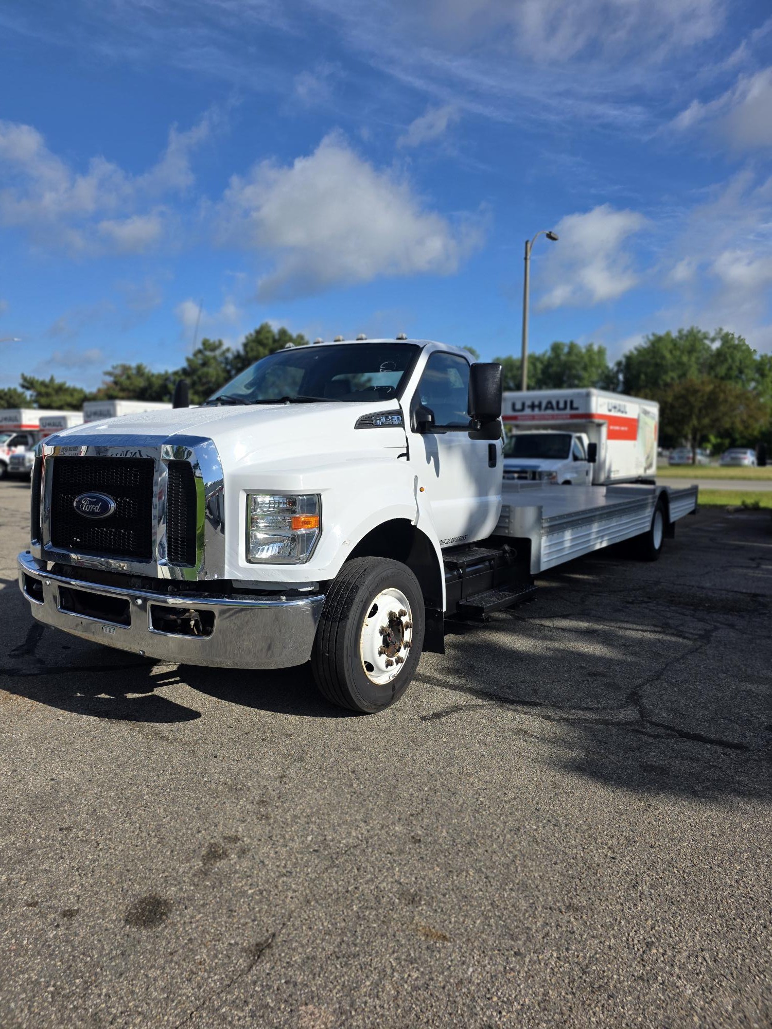 Used 2016 26 ' Cab and Chassis for sale