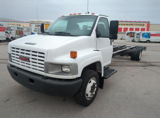 Used 2005 26 ' Cab and Chassis for sale