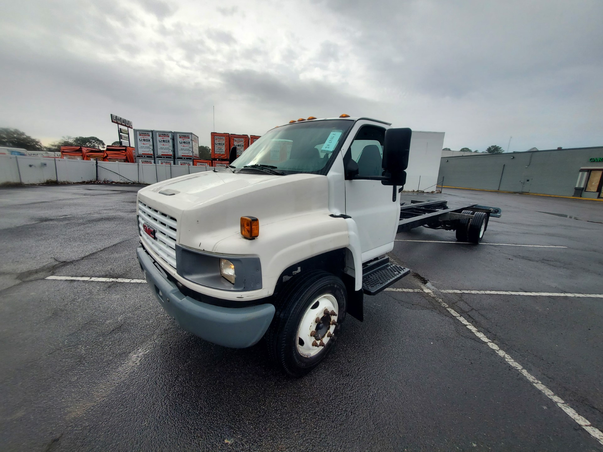 Used 2005 26 ' Cab and Chassis for sale