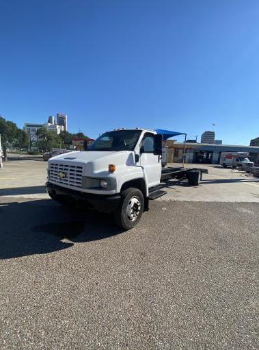 Used 2005 26 ' Cab and Chassis for sale