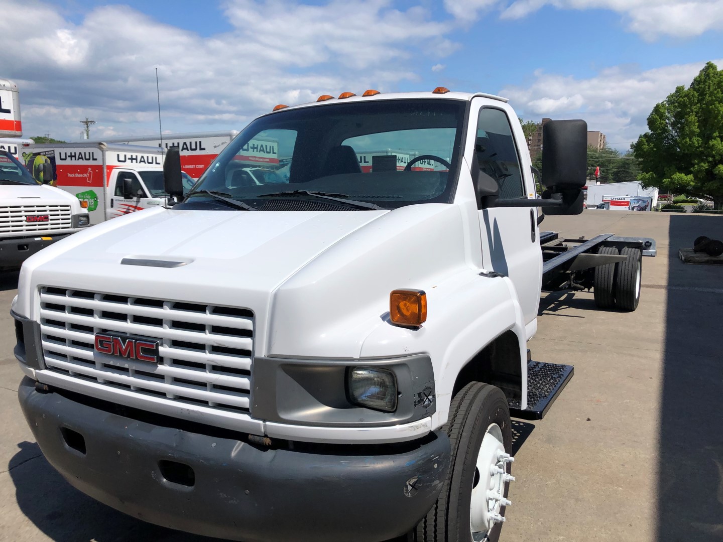 2005 GMC 5500 Cab and Chassis for Sale in Madison, TN 37115 | U-Haul