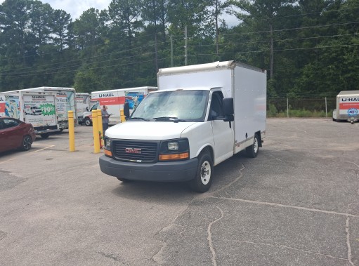 Used 2012 10 ' Box Truck for sale