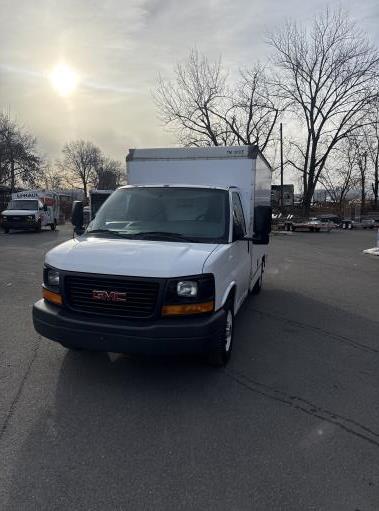 Used 2013 10 ' Box Truck for sale