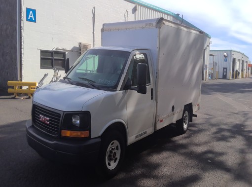 Used 2012 10 ' Box Truck for sale