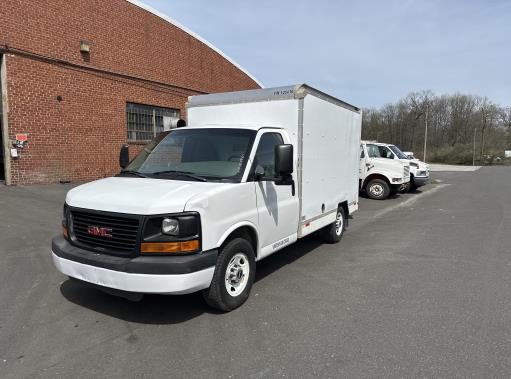 Used 2011 10 ' Box Truck for sale