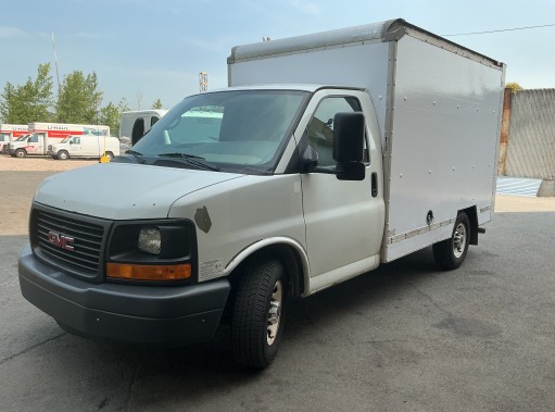 Used 2012 10 ' Box Truck for sale