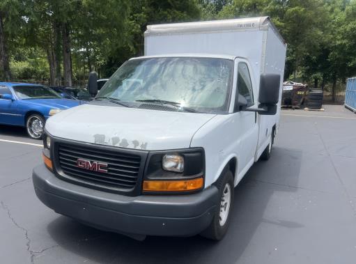 Used 2013 10 ' Box Truck for sale