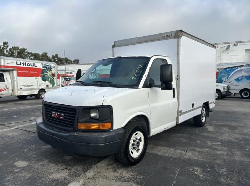 Used 2013 10 ' Box Truck for sale
