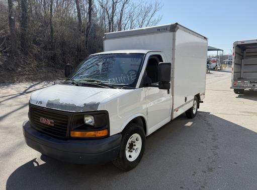 Used 2013 10 ' Box Truck for sale
