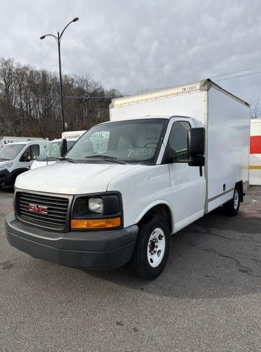 Used 2012 10 ' Box Truck for sale
