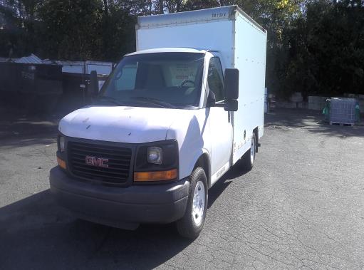 Used 2011 10 ' Box Truck for sale