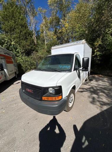 Used 2012 10 ' Box Truck for sale