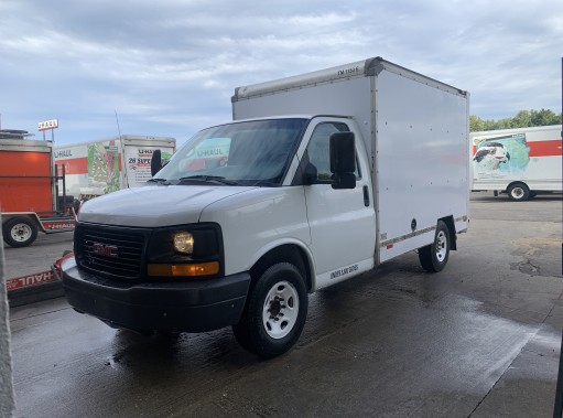 Used 2013 10 ' Box Truck for sale